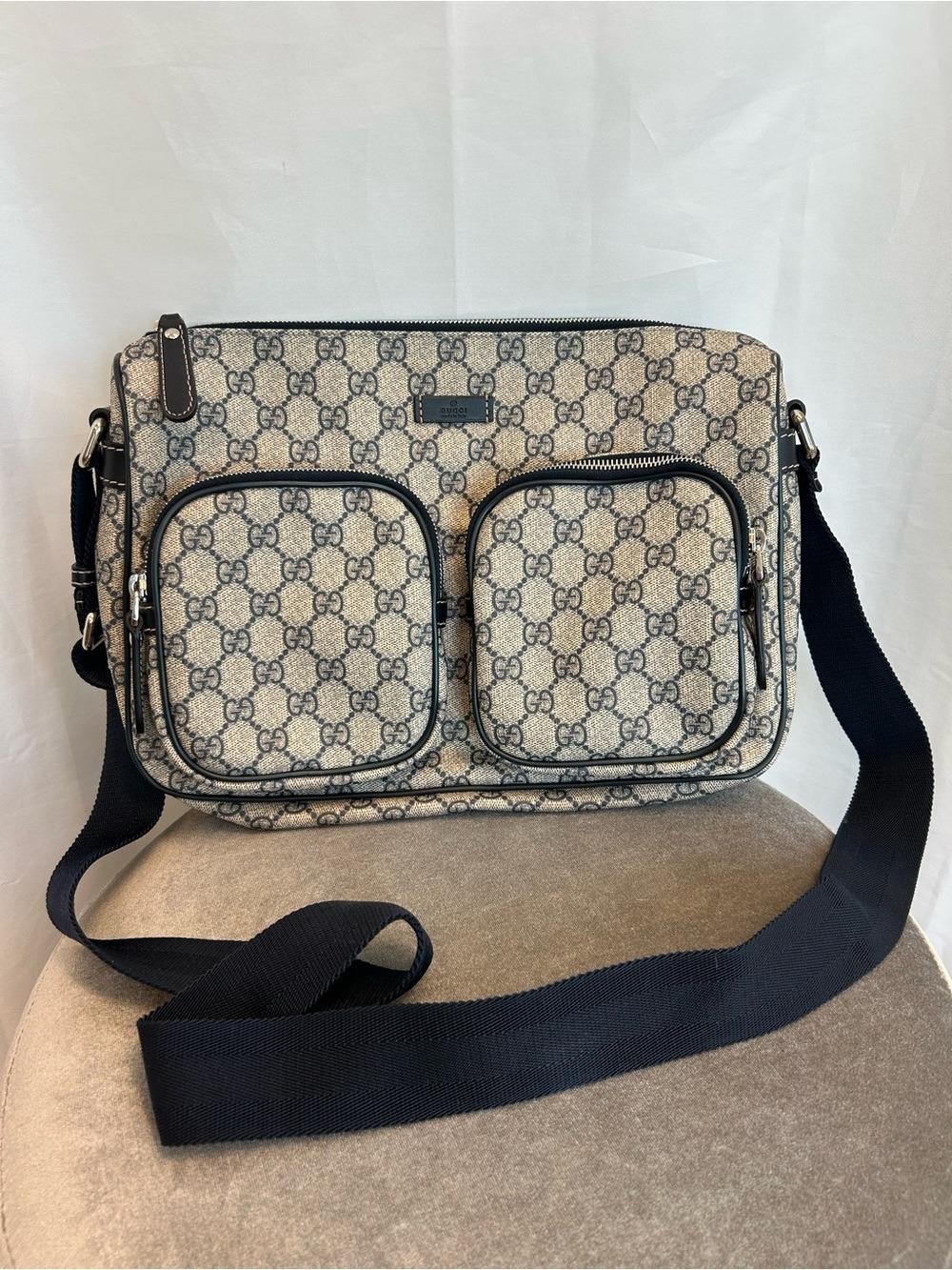 Gucci Vintage Monogram GG Supreme Messenger Bag beige blue coated canvas unisex